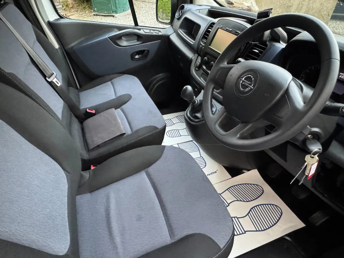 2017 Opel Vivaro 1.6 3 Seater 1 Owner - Image 2