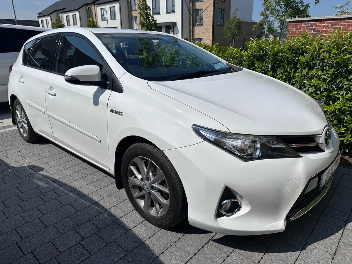 Toyota Auris - Image 1