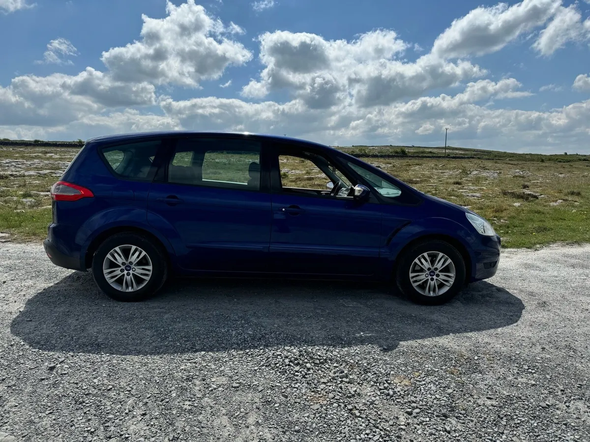 2014 Ford Smax - Image 4