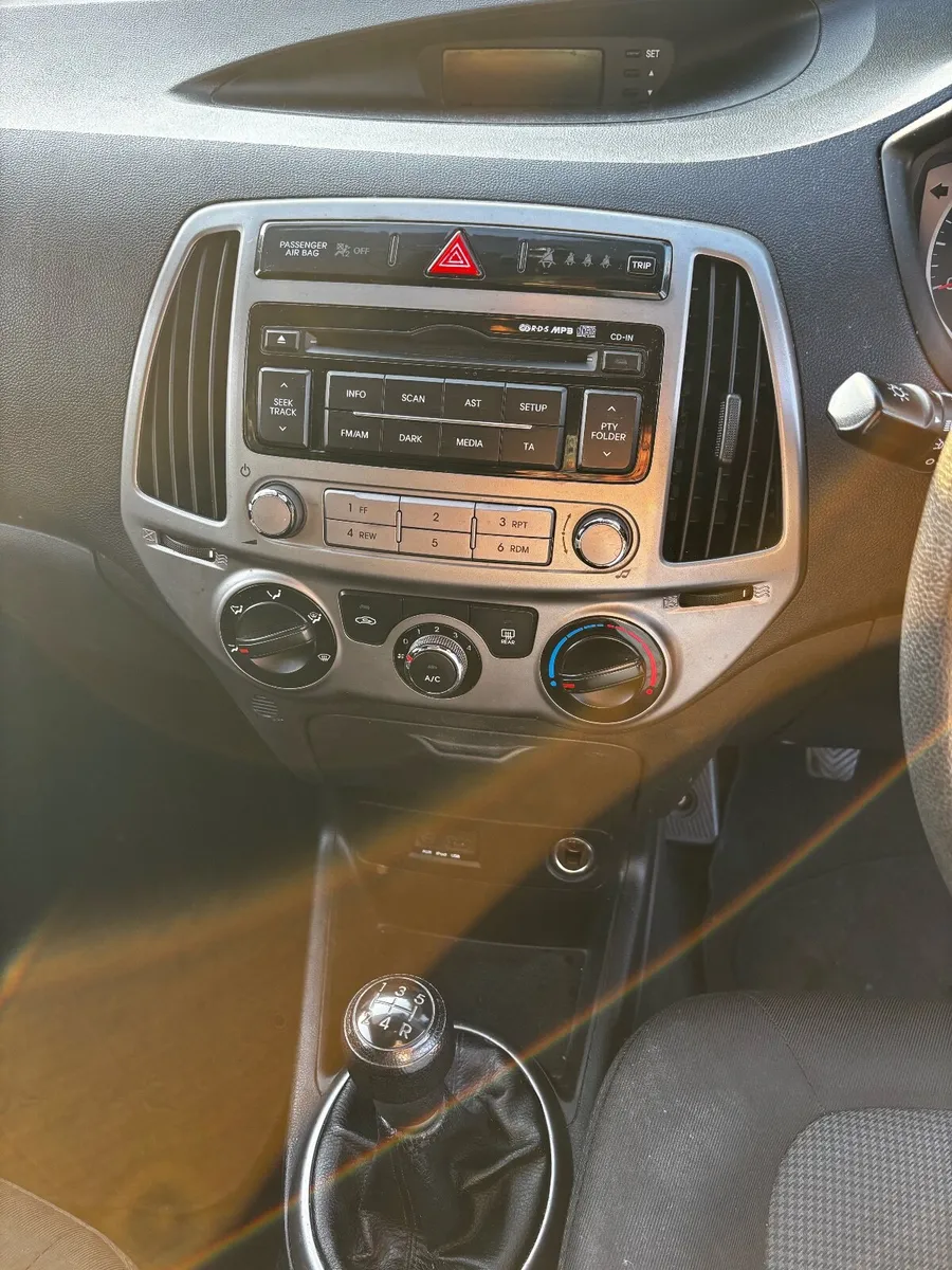 Hyundai i20 2014 - Image 4