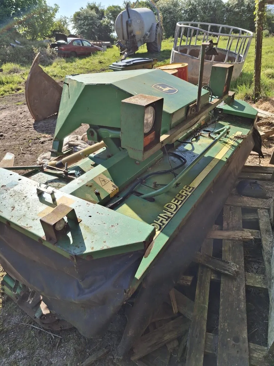 JD Front mower - Image 1