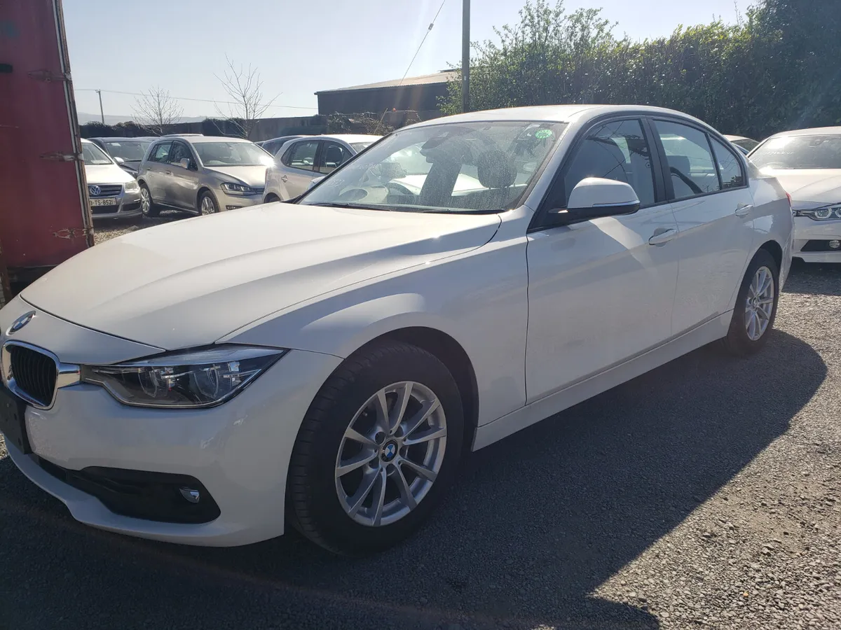 320i Bmw 2017 - Image 2