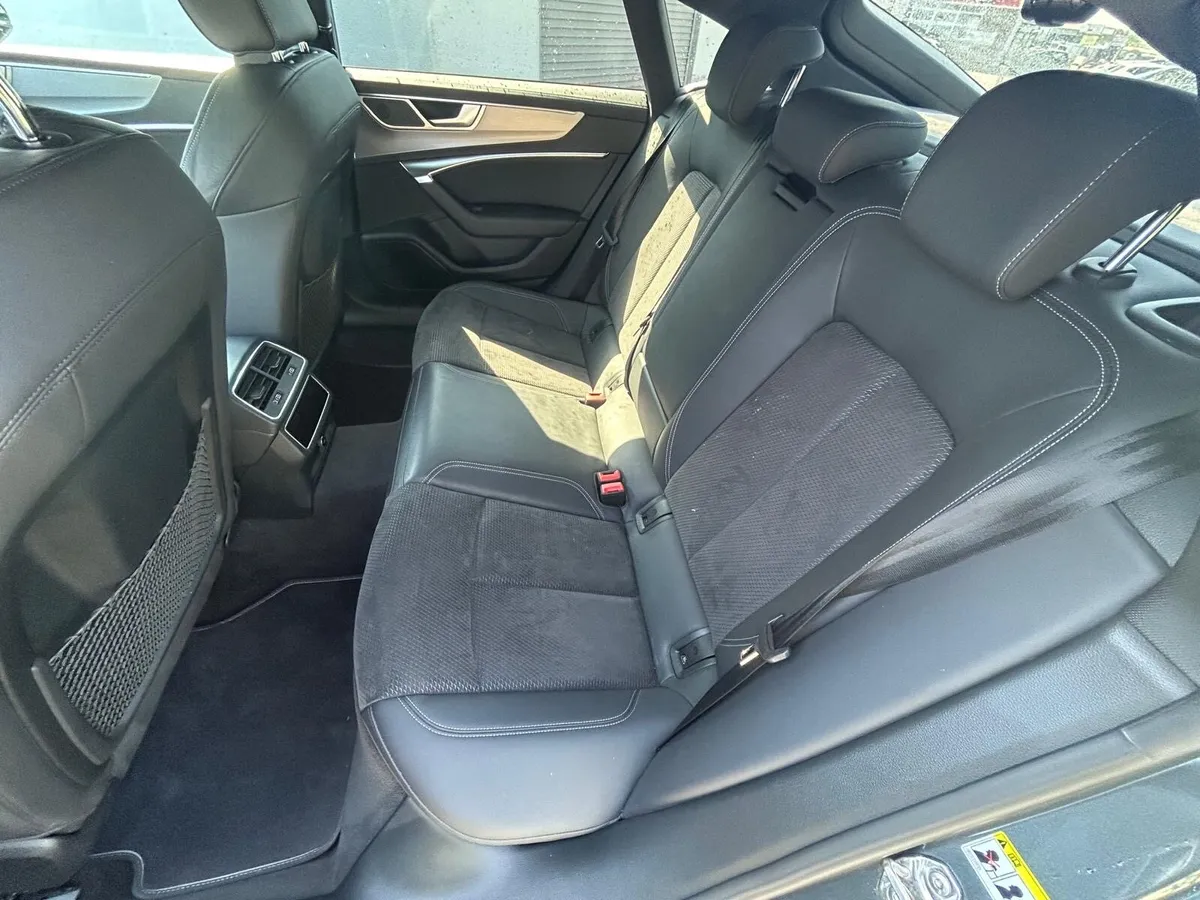 Audi A7 SLine 50TFSI Plug-In Hybrid GREEN LOAN CAR - Image 3