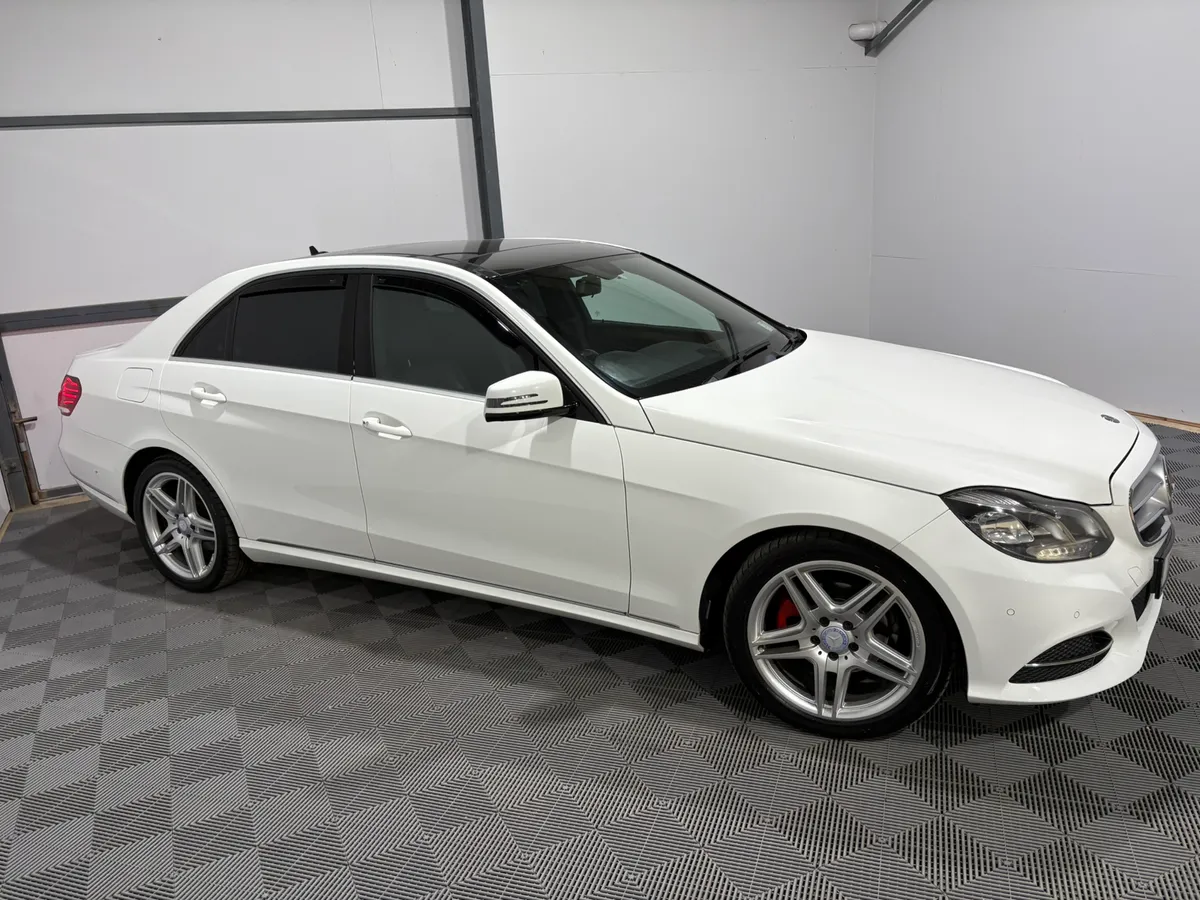 Mercedes Benz E200 Bluetec Avantgarde Auto - Image 2