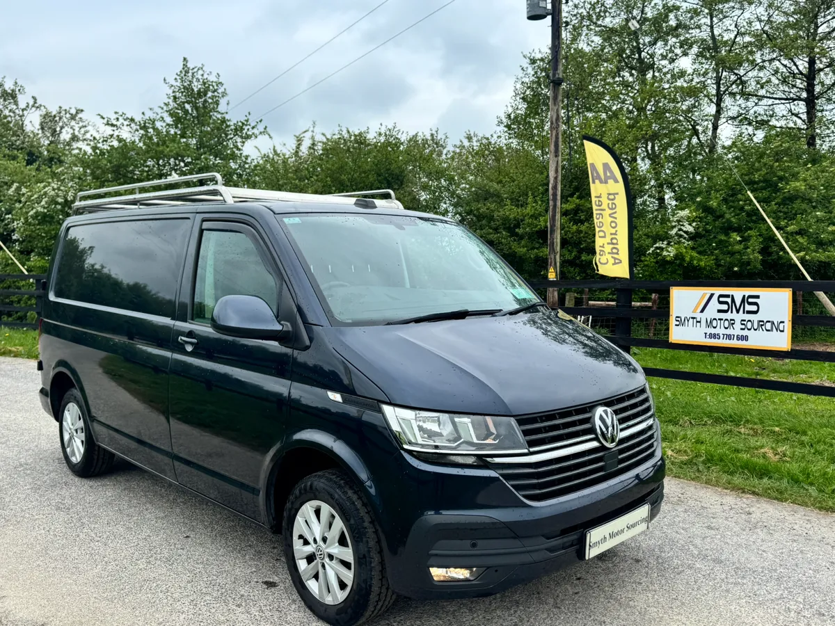 202 Volkswagen Transporter Highline Spotless***** - Image 2
