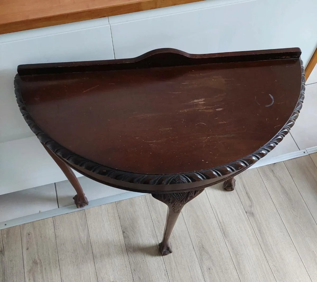 Mahogany Console Table: Antique Style - Image 4