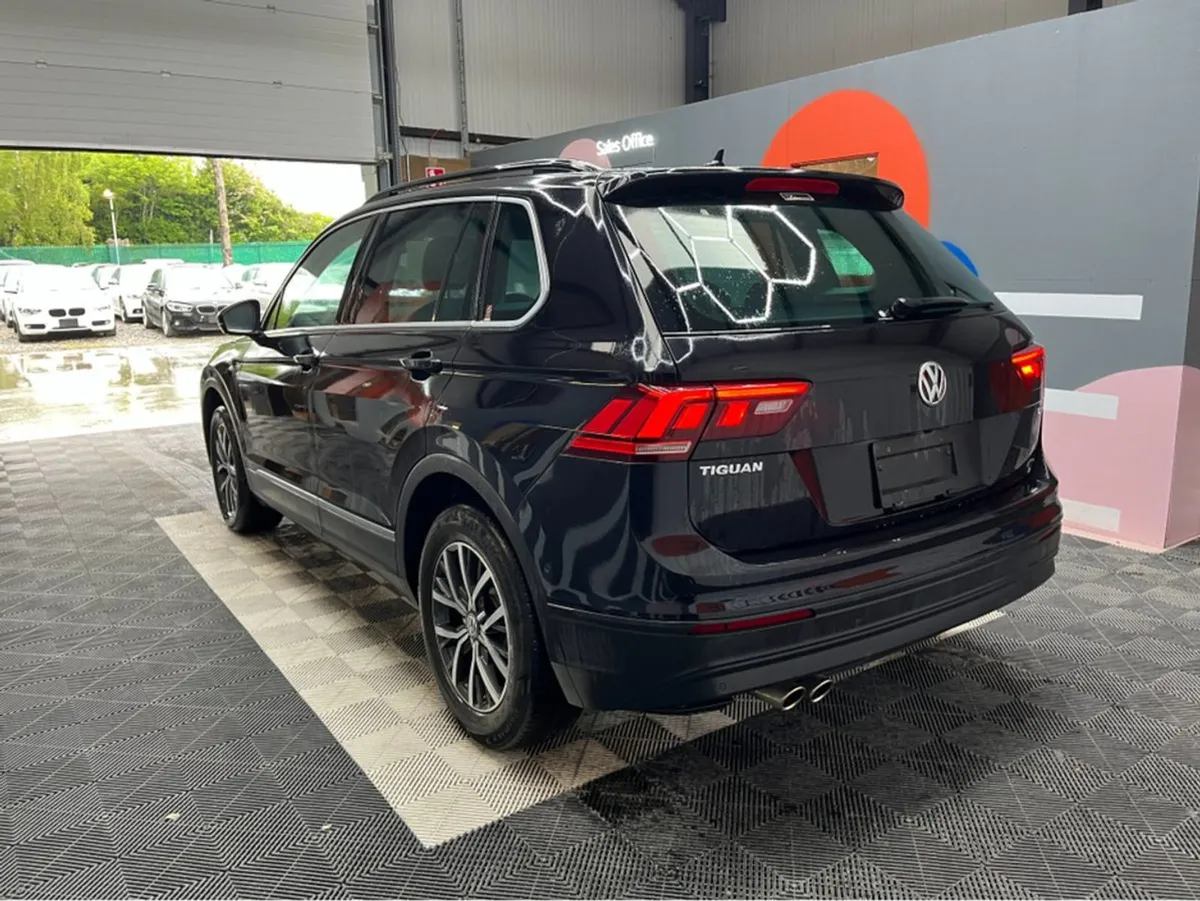 Volkswagen Tiguan Tiguan Automatic 1.4 Petrol / 5 - Image 4