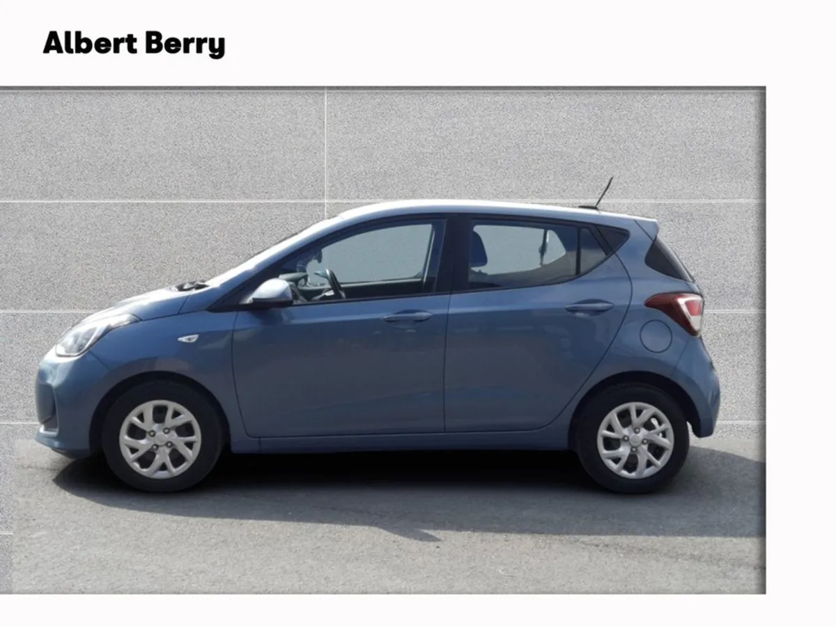 Hyundai i10 1.2 SE 87ps 5DR Auto - Image 3