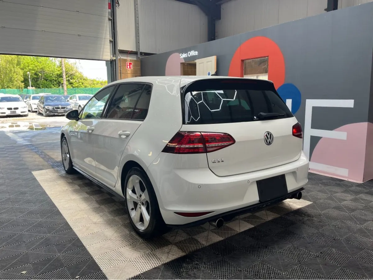 Volkswagen Golf Golf GTI / 105k KMs / Reverse Cam - Image 4
