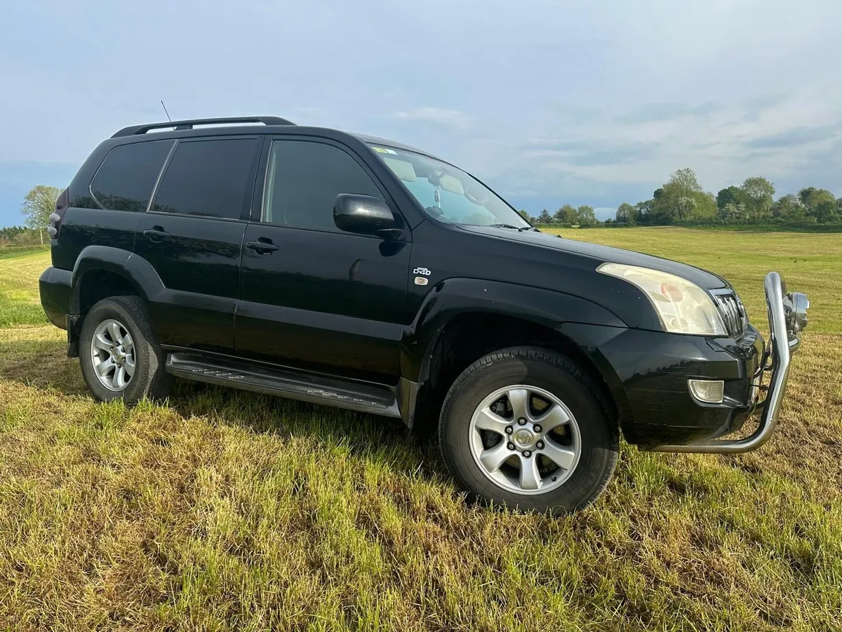 Toyota Land Cruiser - Image 2