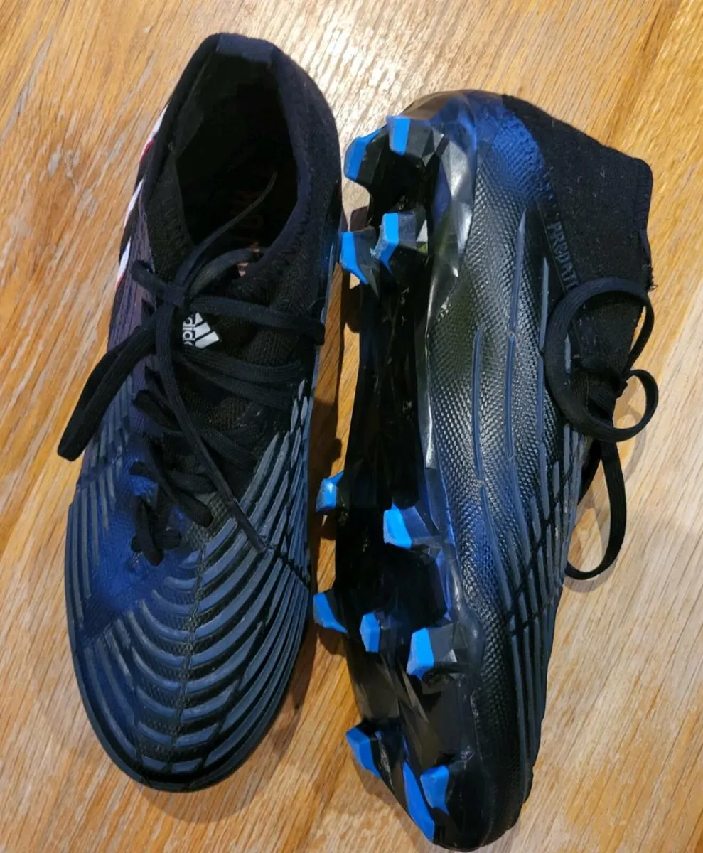 Adidas football boots - Image 3