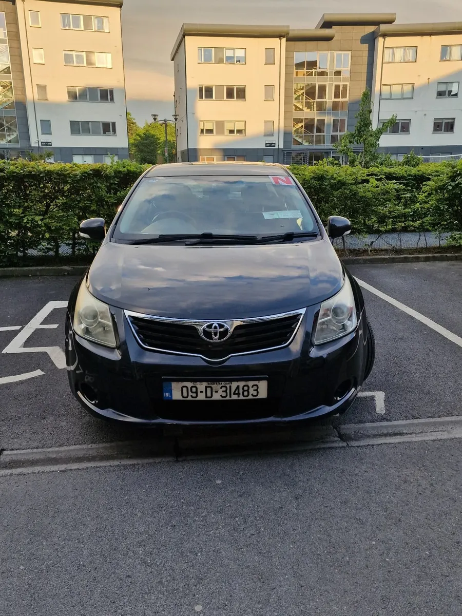Toyota Avensis 2009 - Image 1