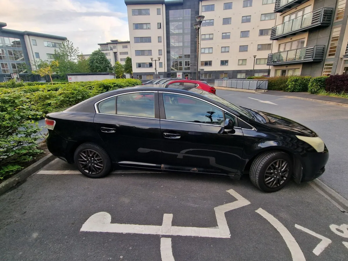 Toyota Avensis 2009 - Image 3