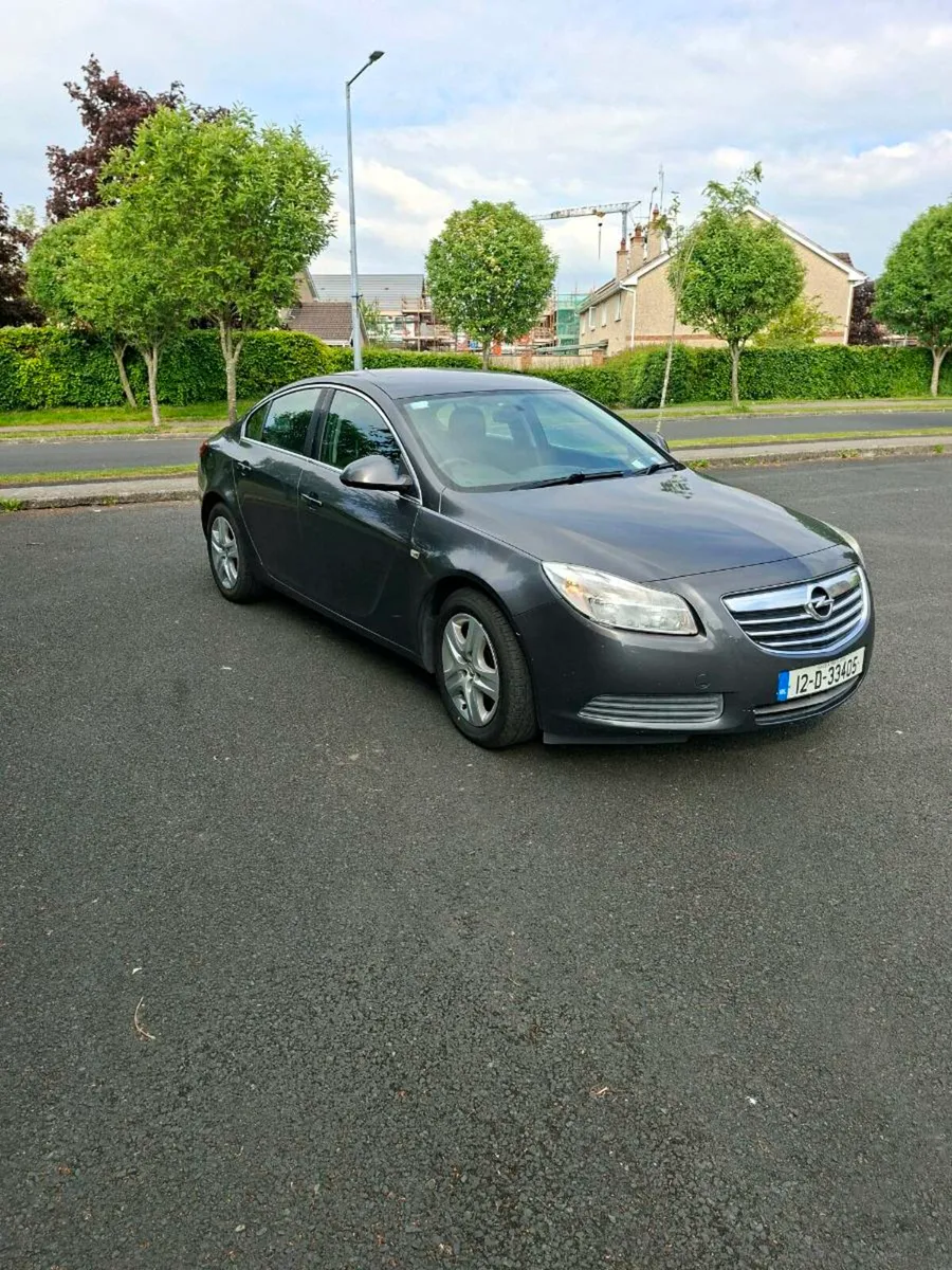 2012 Opel Insignia - Image 1