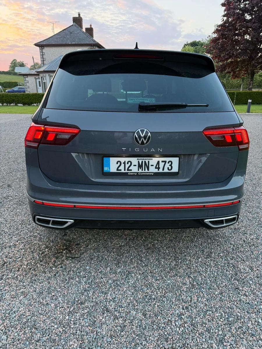 Car - Image 4