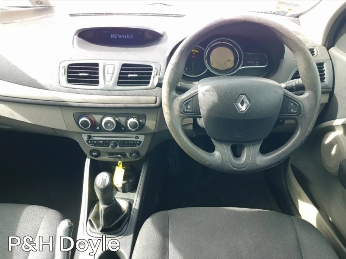 Renault Fluence Expression - Image 2