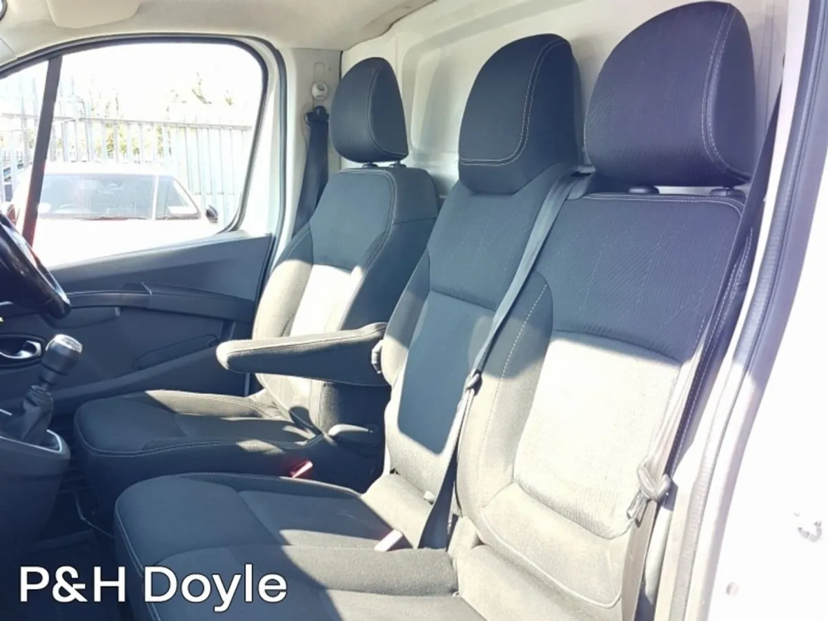 Renault Trafic Sport 130 - Image 4