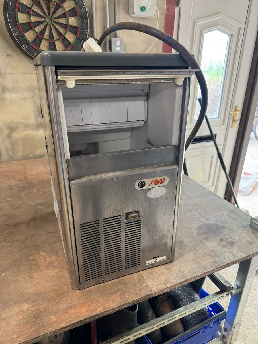 Ice maker - Image 4