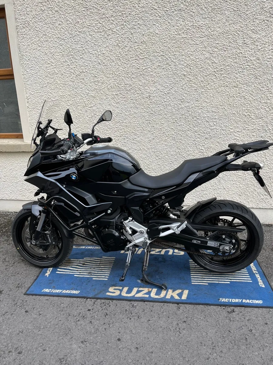 BMW F 900 XR 2022 low - Image 1