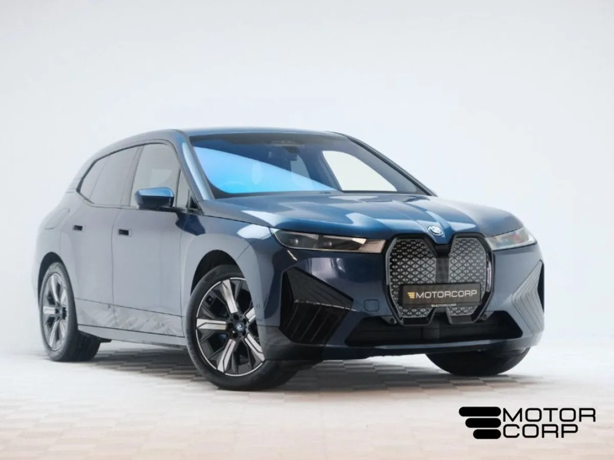 BMW IX 40 M Sport Xdrive - Image 1