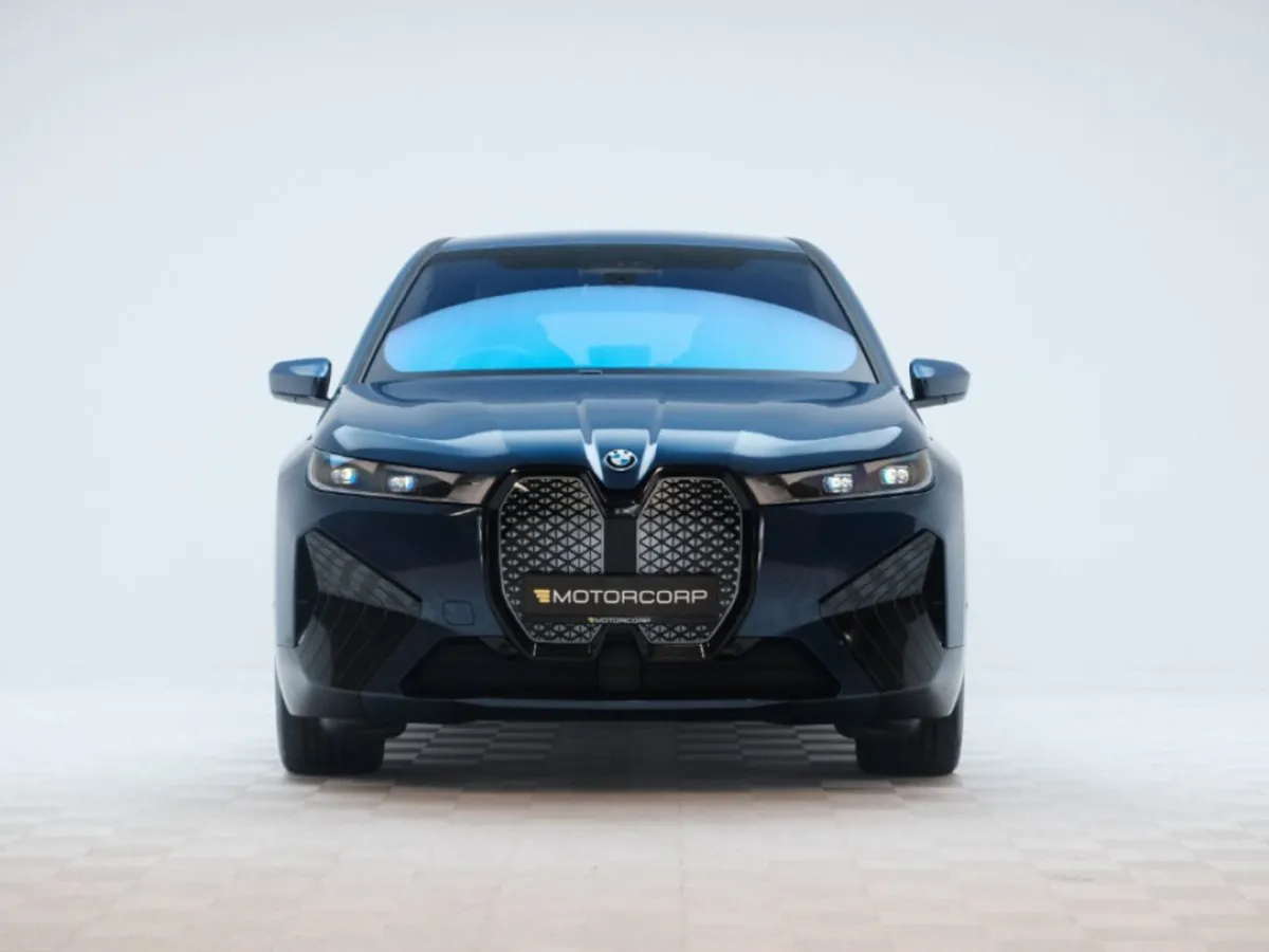 BMW IX 40 M Sport Xdrive - Image 2
