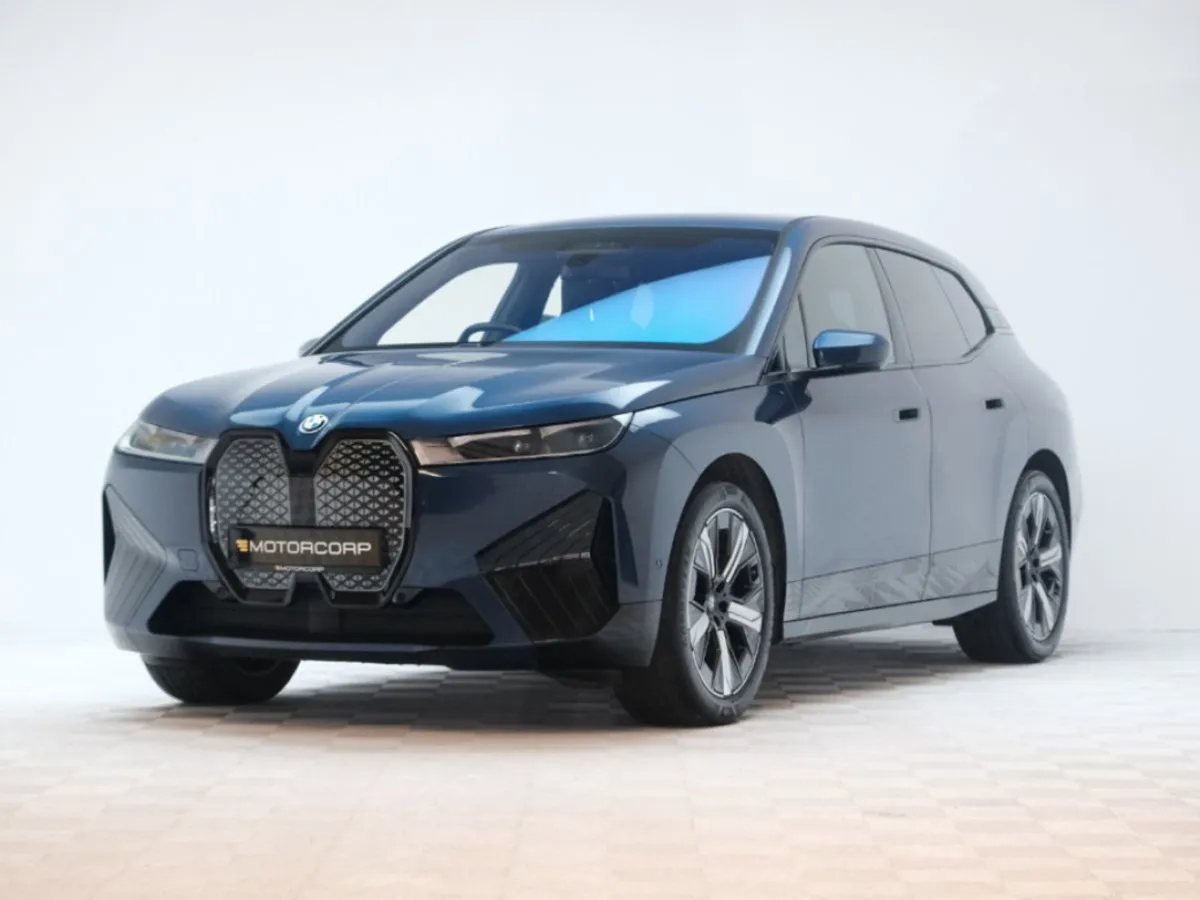 BMW IX 40 M Sport Xdrive - Image 3