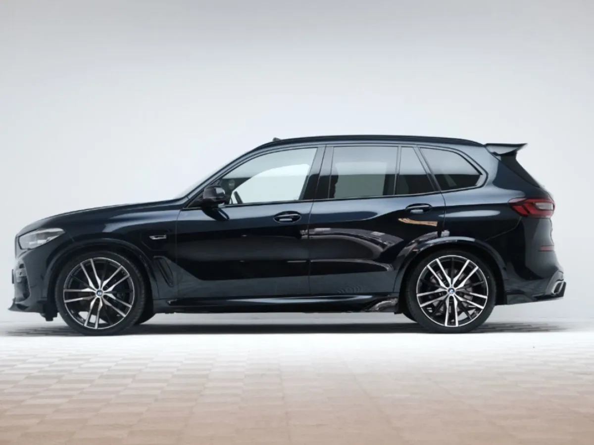 BMW X5 45E M Sport Xdrive  pan Roof - Image 4