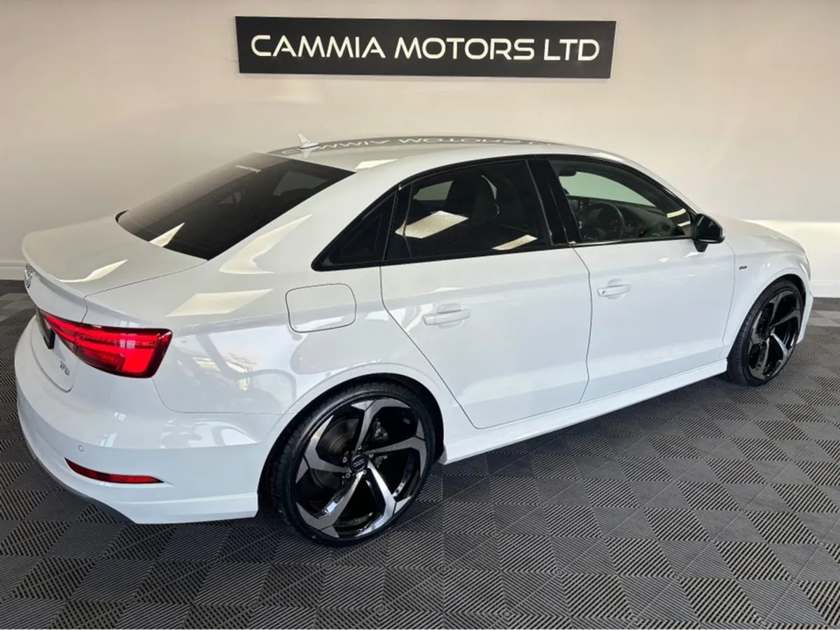 Audi A3 Audi A3 S-line 5DR Auto half Leather Heat - Image 4