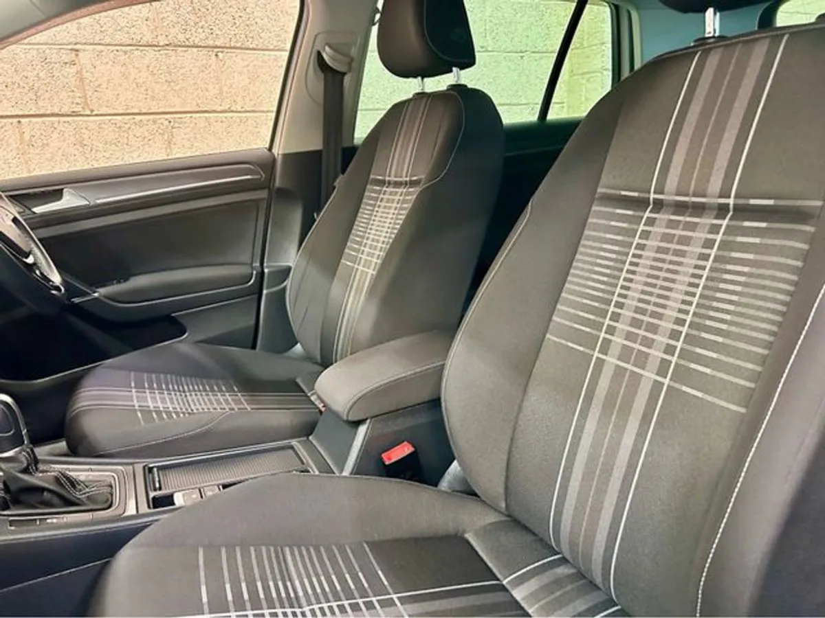 Volkswagen Golf 1.2 Automatic Lounge Edition - Image 4