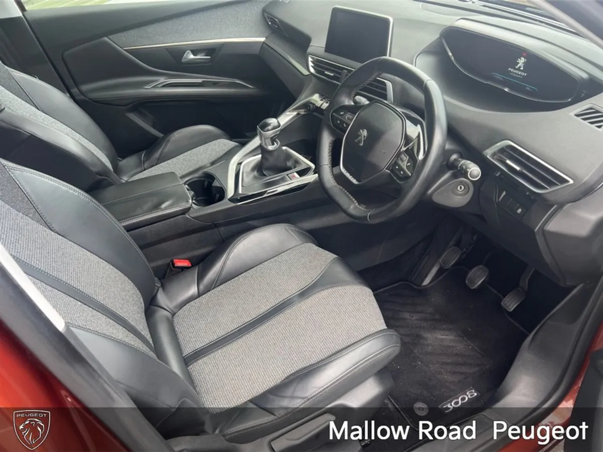 Peugeot 3008 Allure 1.6 Blue HDI 120 4 4DR - Image 2