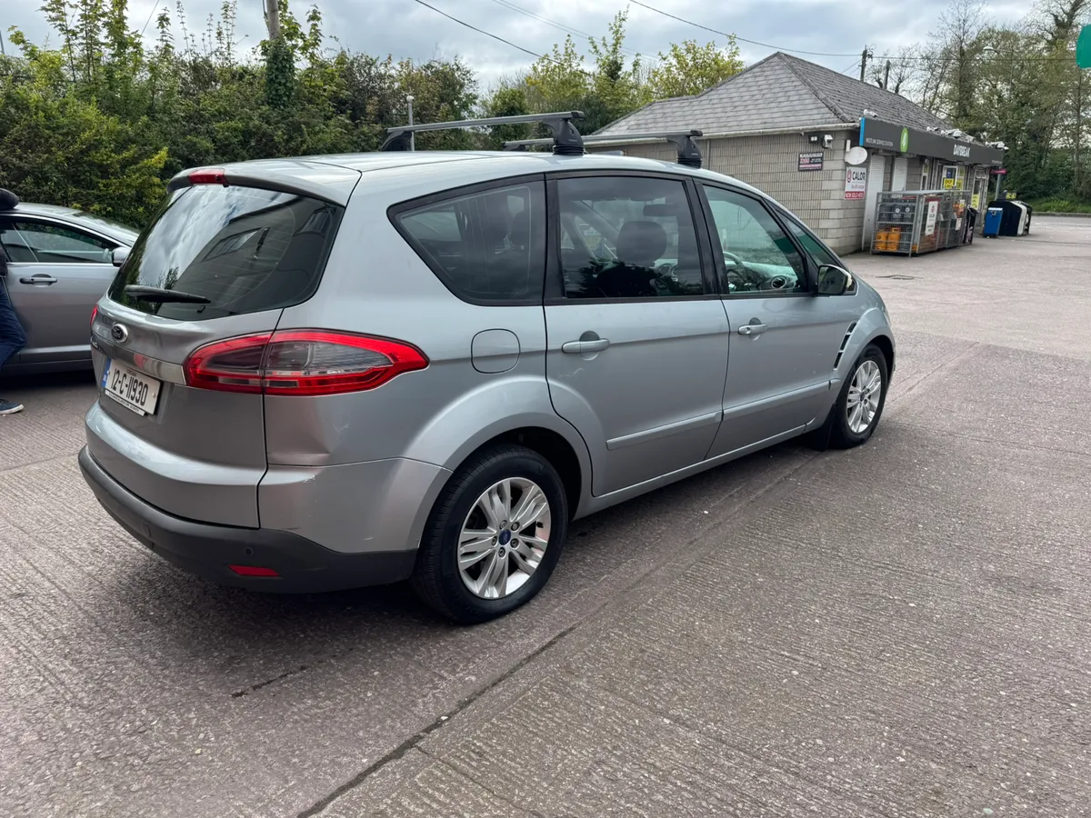 12 ford s max 7 seats no damage - Image 3