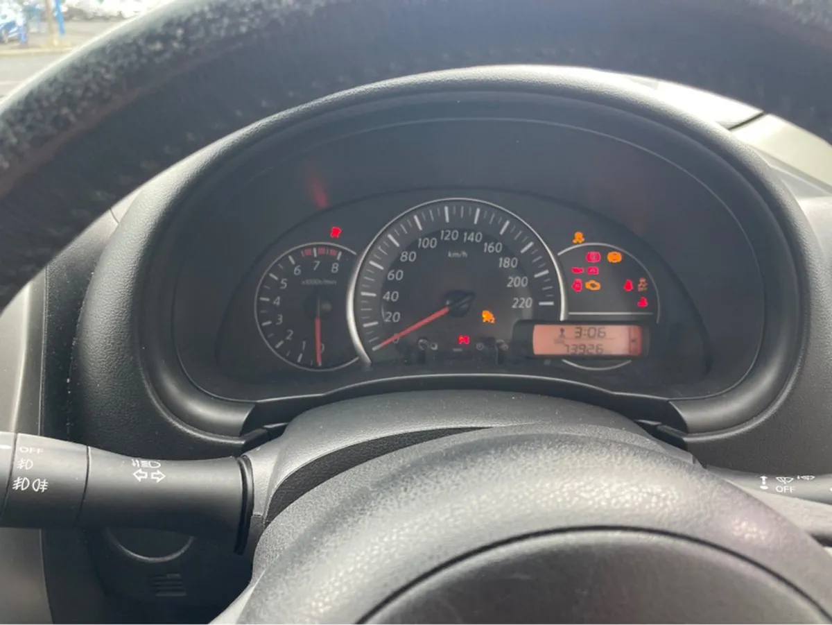 Nissan Micra 1.2 5DR SV E6 4DR - Image 4