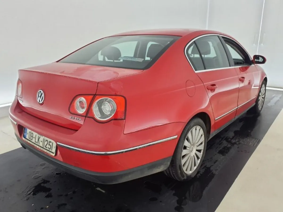 Volkswagen Passat 2.0 Tdi Highline Cr Dpf 140ps 4 - Image 3