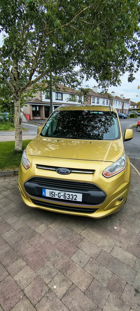 Ford Grand Tourneo Connect Titanium 2015 - Image 1