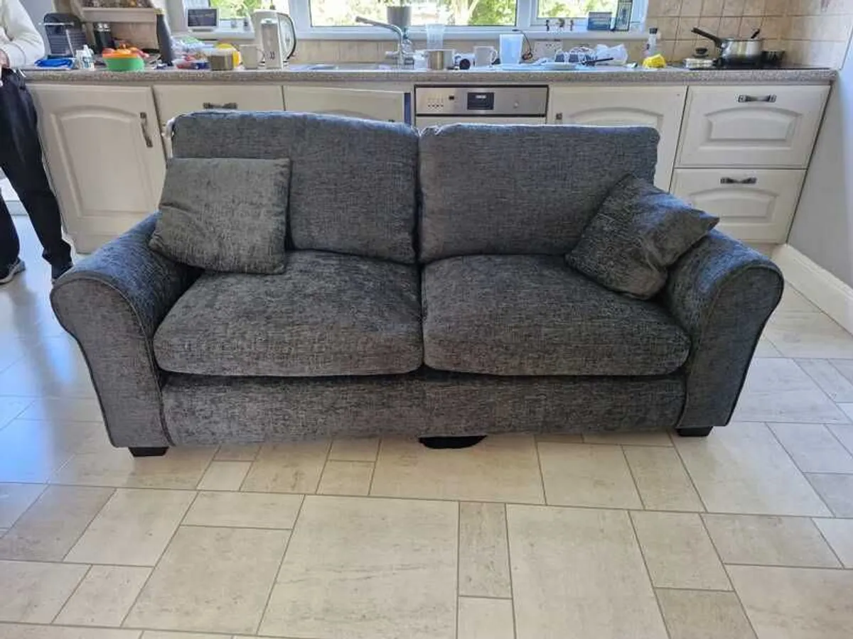 Couch - Image 1