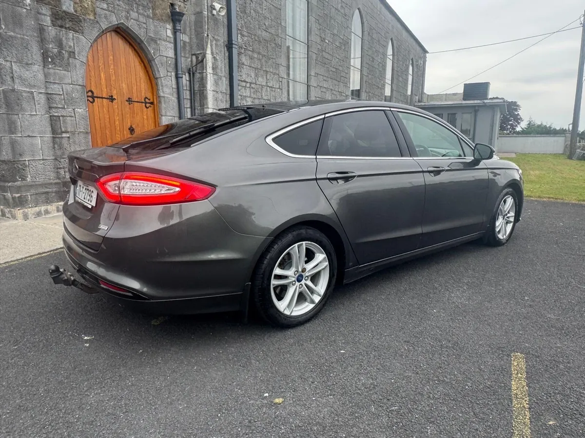 2017 Ford Mondeo Titanium Model - Image 3