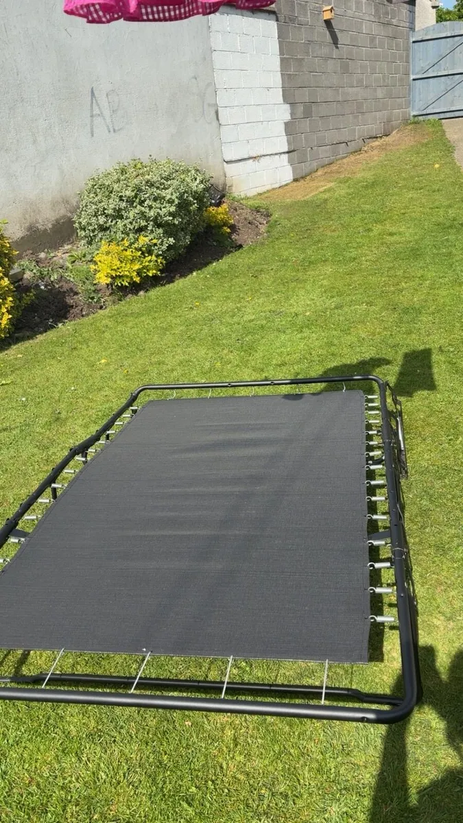 Pull out bed - Image 3