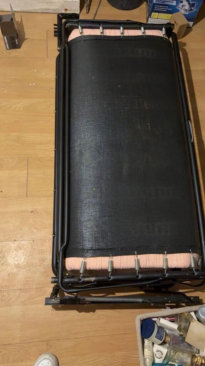Pull out bed - Image 4