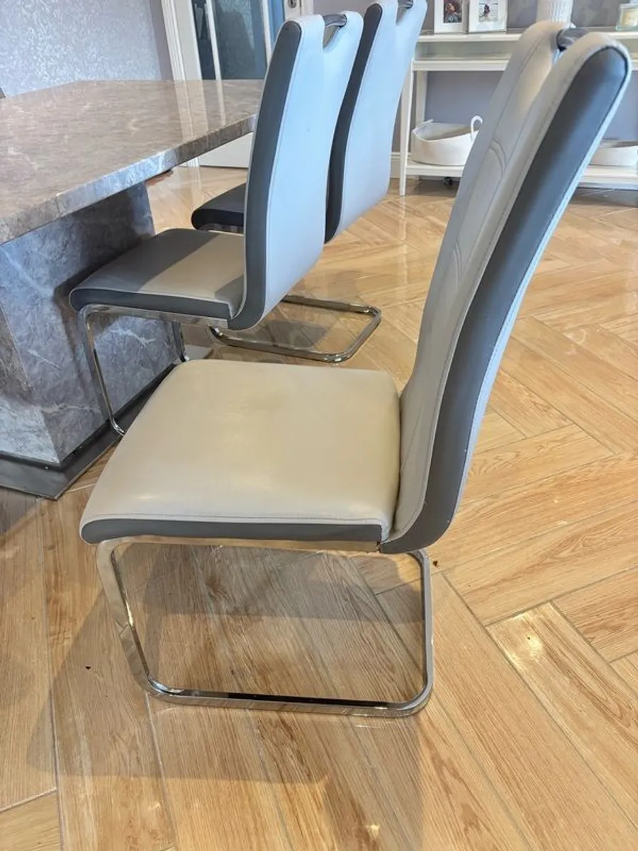 Dining chairs x5 - Image 2