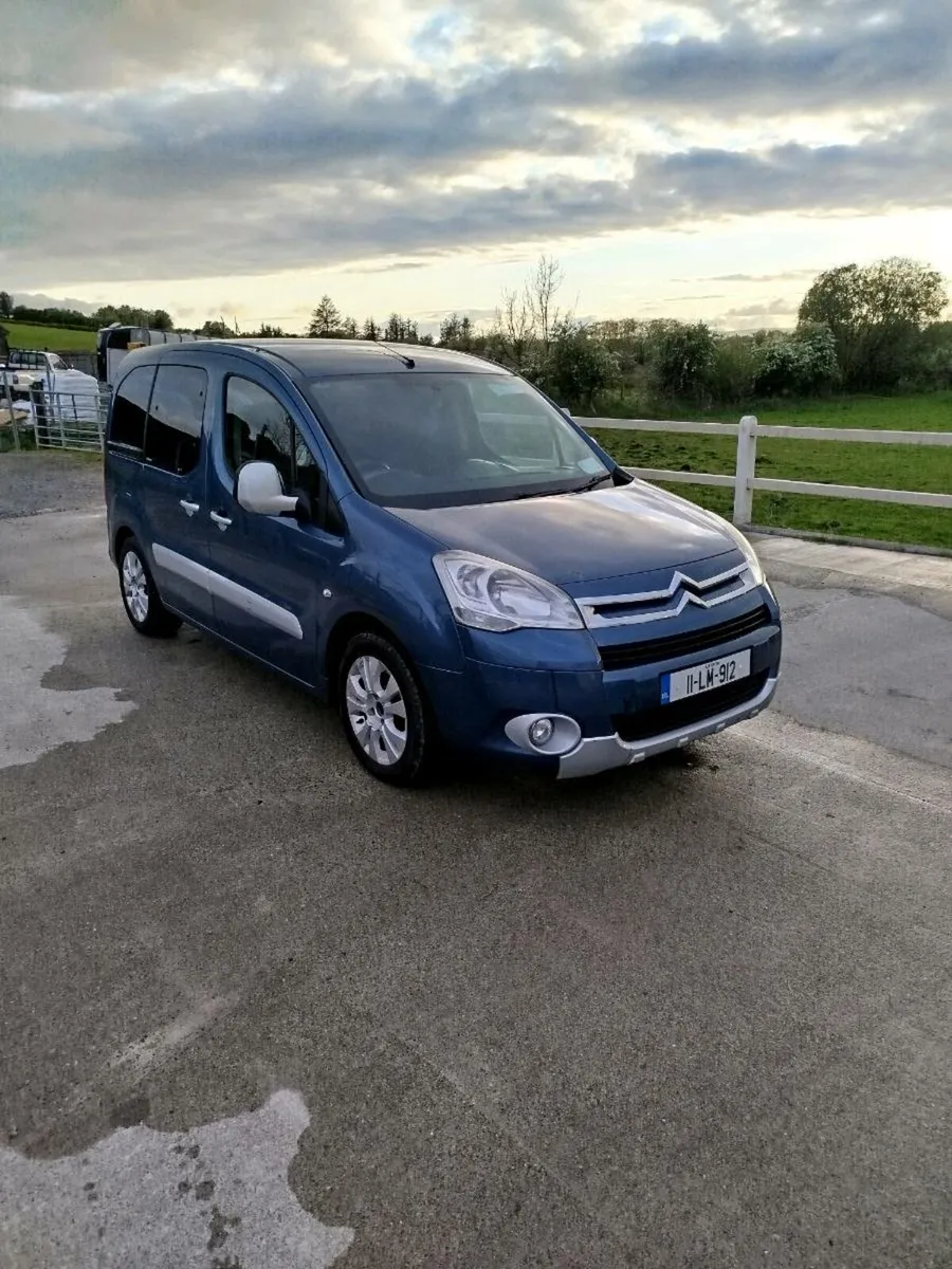 Citroen Berlingo- wheelchair accessible - Image 1