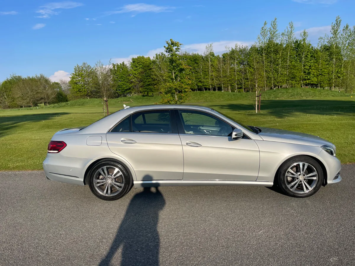 Mercedes-Benz E-Class 2016 - Image 2