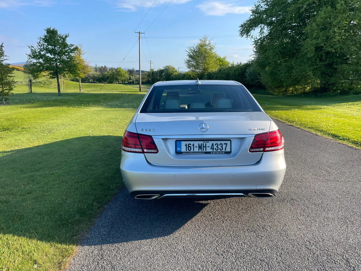 Mercedes-Benz E-Class 2016 - Image 4