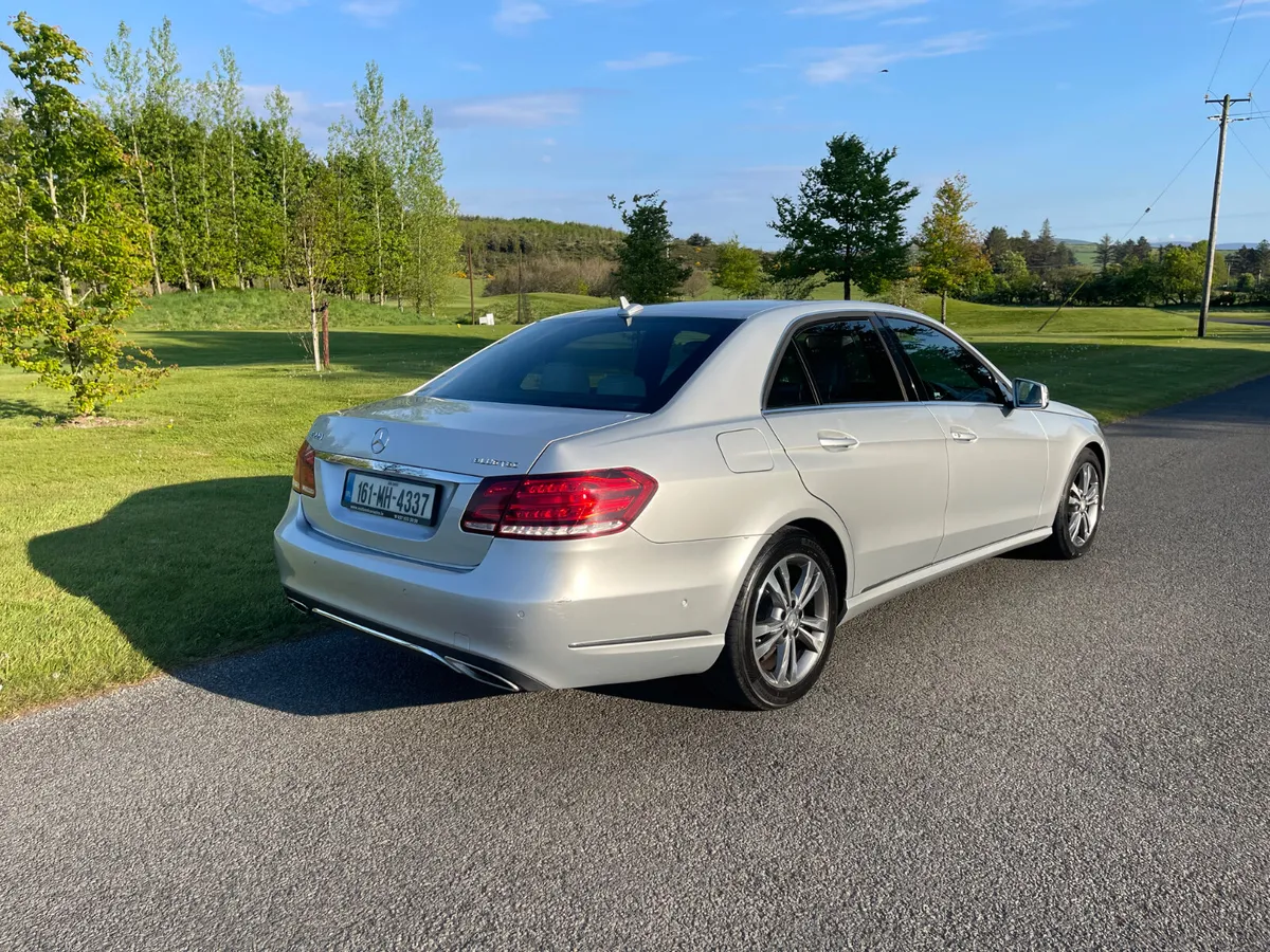 Mercedes-Benz E-Class 2016 - Image 3