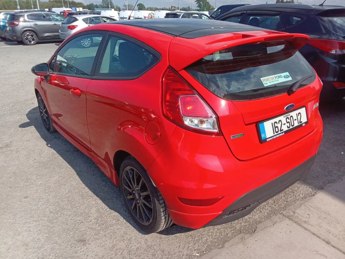 Ford Fiesta RED Edition 1.0 125PS - Image 3