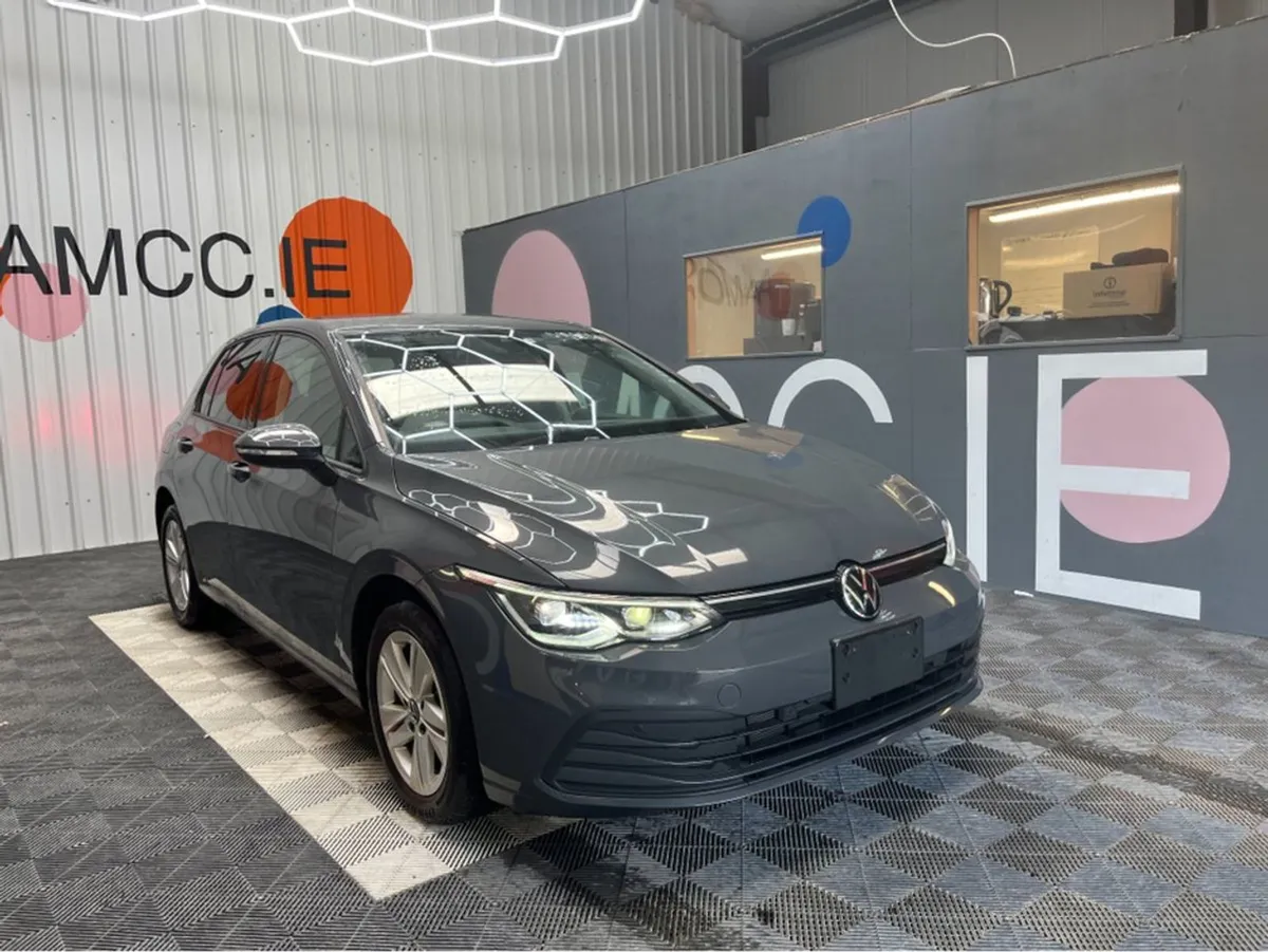 Volkswagen Golf 1.0 Etsi / 14k KMs / Reverse Came - Image 1