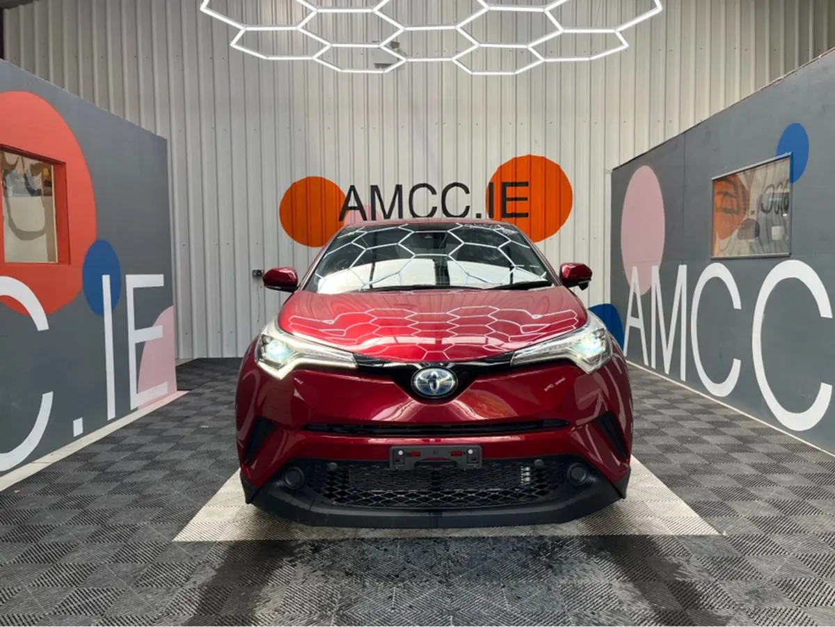 Toyota C-HR C-hr Hybrid Automatic S LED Package / - Image 2