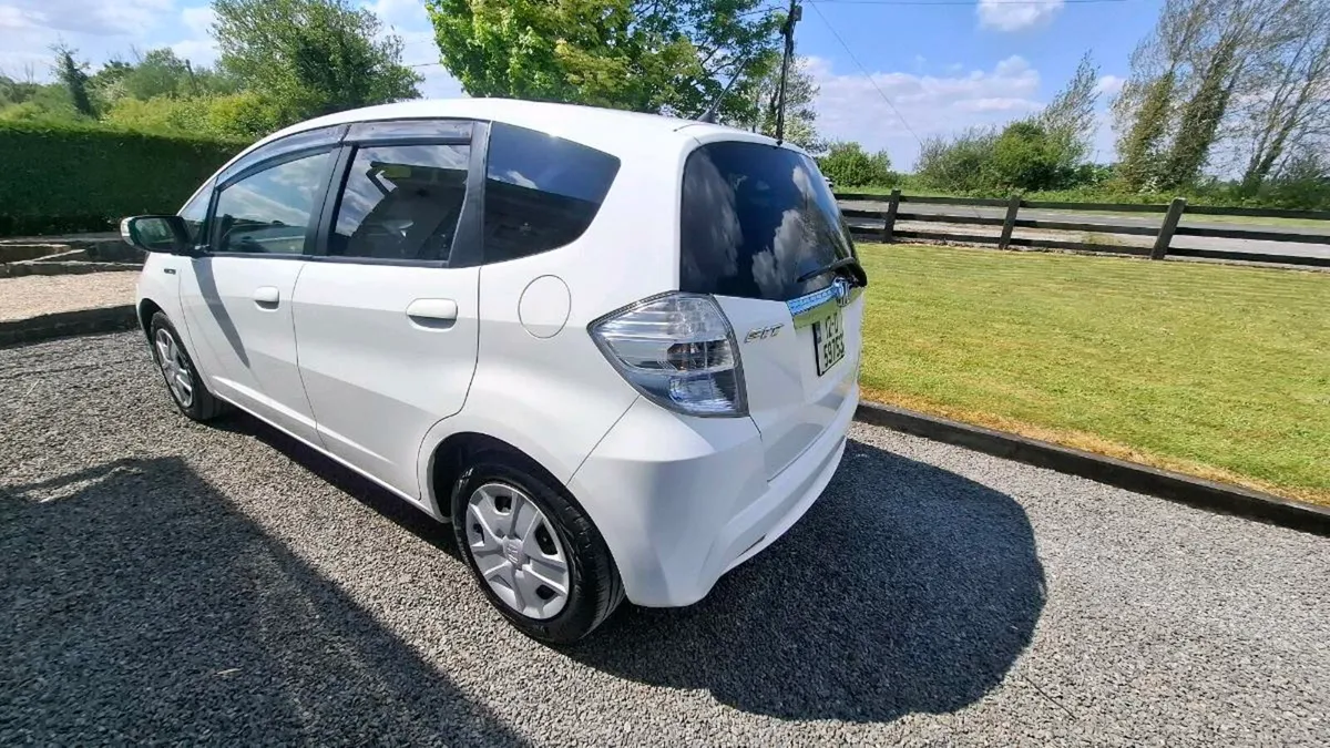 Honda Fit - Image 2