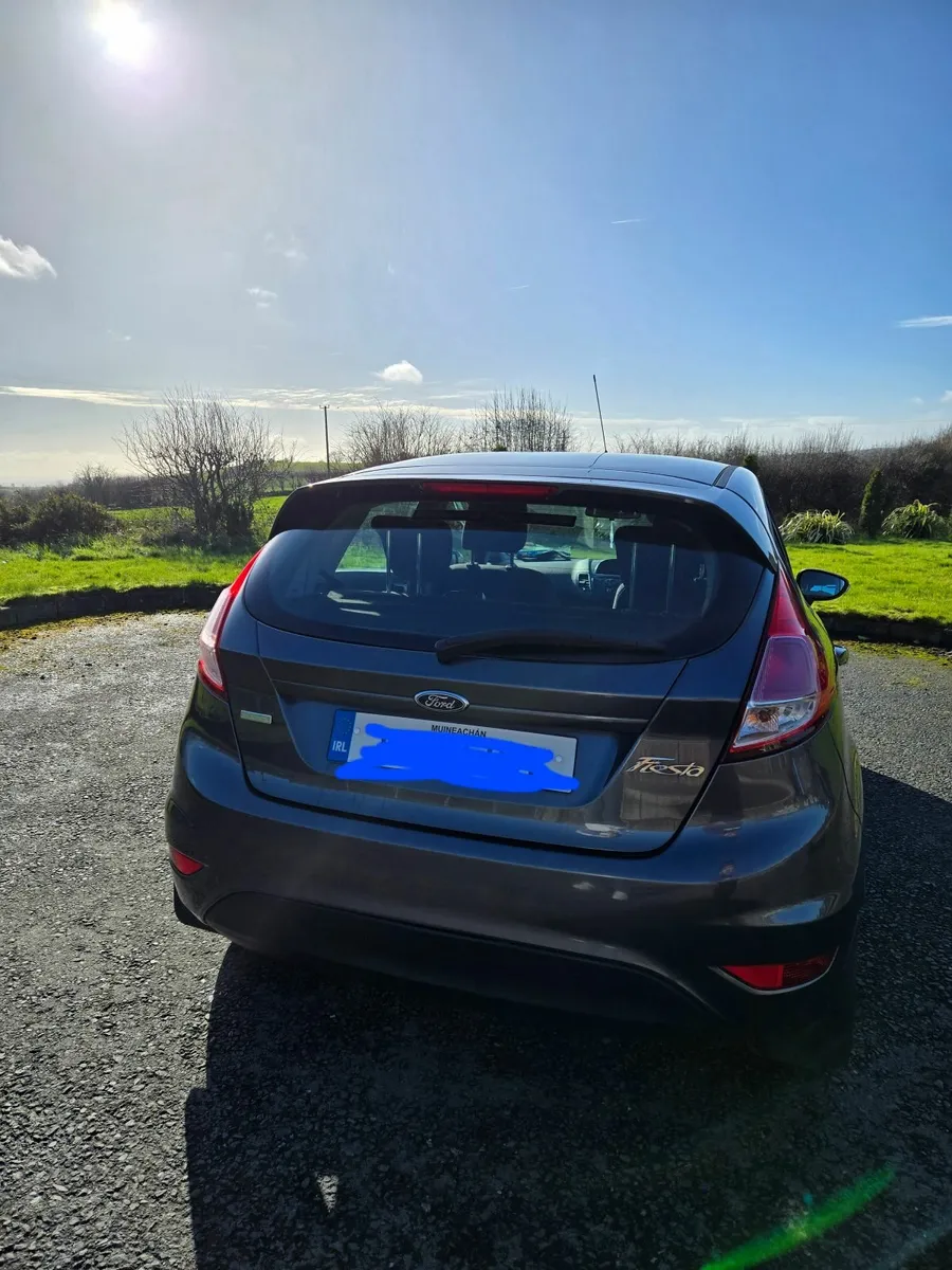Ford Fiesta 2016 ZETEC 1.0 AUTOMATIC - Image 2