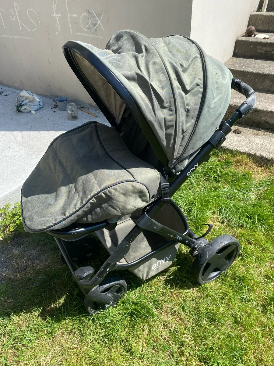 Pushchair 2 in 1 travel system - Image 3