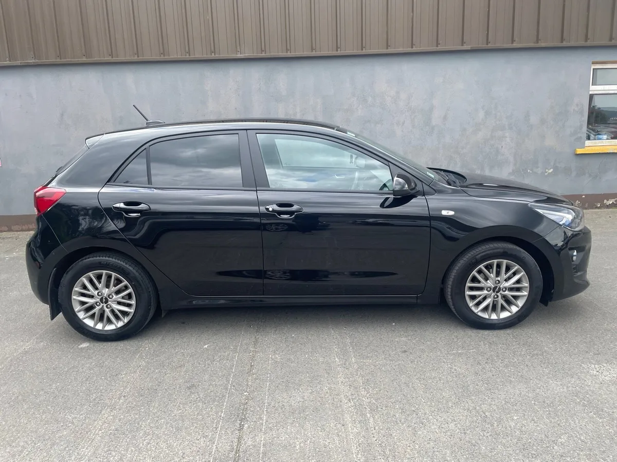 2023 Kia Rio 1.2 petrol - Image 3